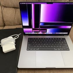 2021/2022 Apple MacBook Pro 16-Inch "M1 Max" 10 cores, 32cores GPU, 32GB ram,1TB SSD,Excellent,53 Cycles 
