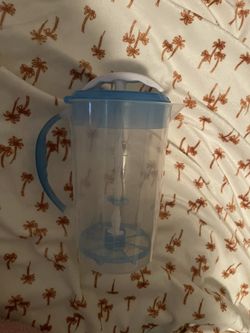 Baby Formula Pitcher 
