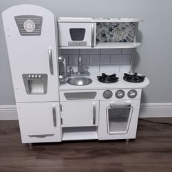 Kids Play Kitchen 