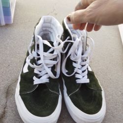 Size 8 Green Velvet High Top Vans
