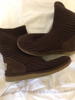 UGG Woman’s Boots Brown / Good / Size 6