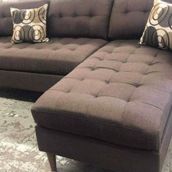 New 86x59 Sectional Couch / Free Delivery 