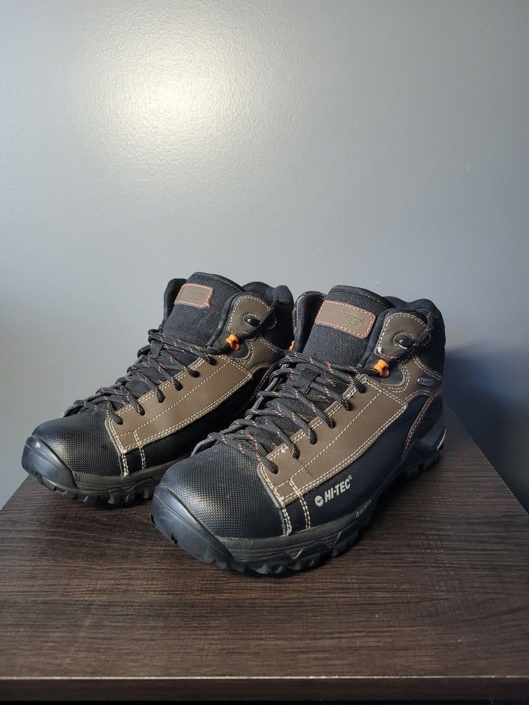 Brown Hi Tec Hiking Boots