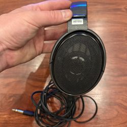 Sennheiser HD650 Headphones