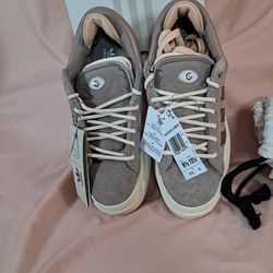NIB - BAD BUNNY ADIDAS SIZE 9 1/2 MENS AND 10 1/2 WOMENS.