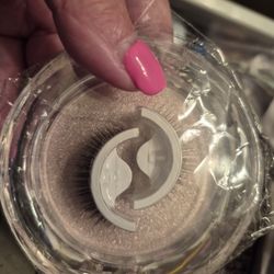 New Natural Look False Eyelashes 