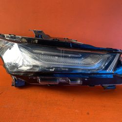 2022 2023 CHEVROLET CHEVY TRAVERSE LED FRONT RIGHT HEADLIGHT OEM (contact info removed)6