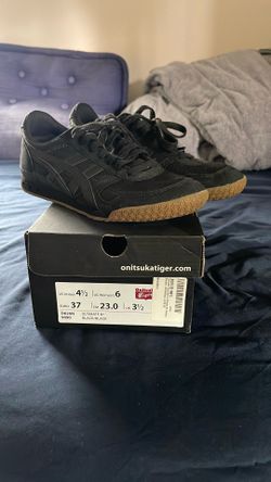 Onitsuka Black Ultimate