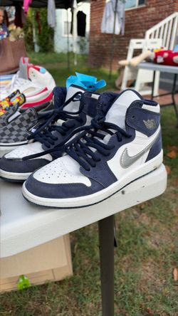 Boys Jordan 1 size 3y