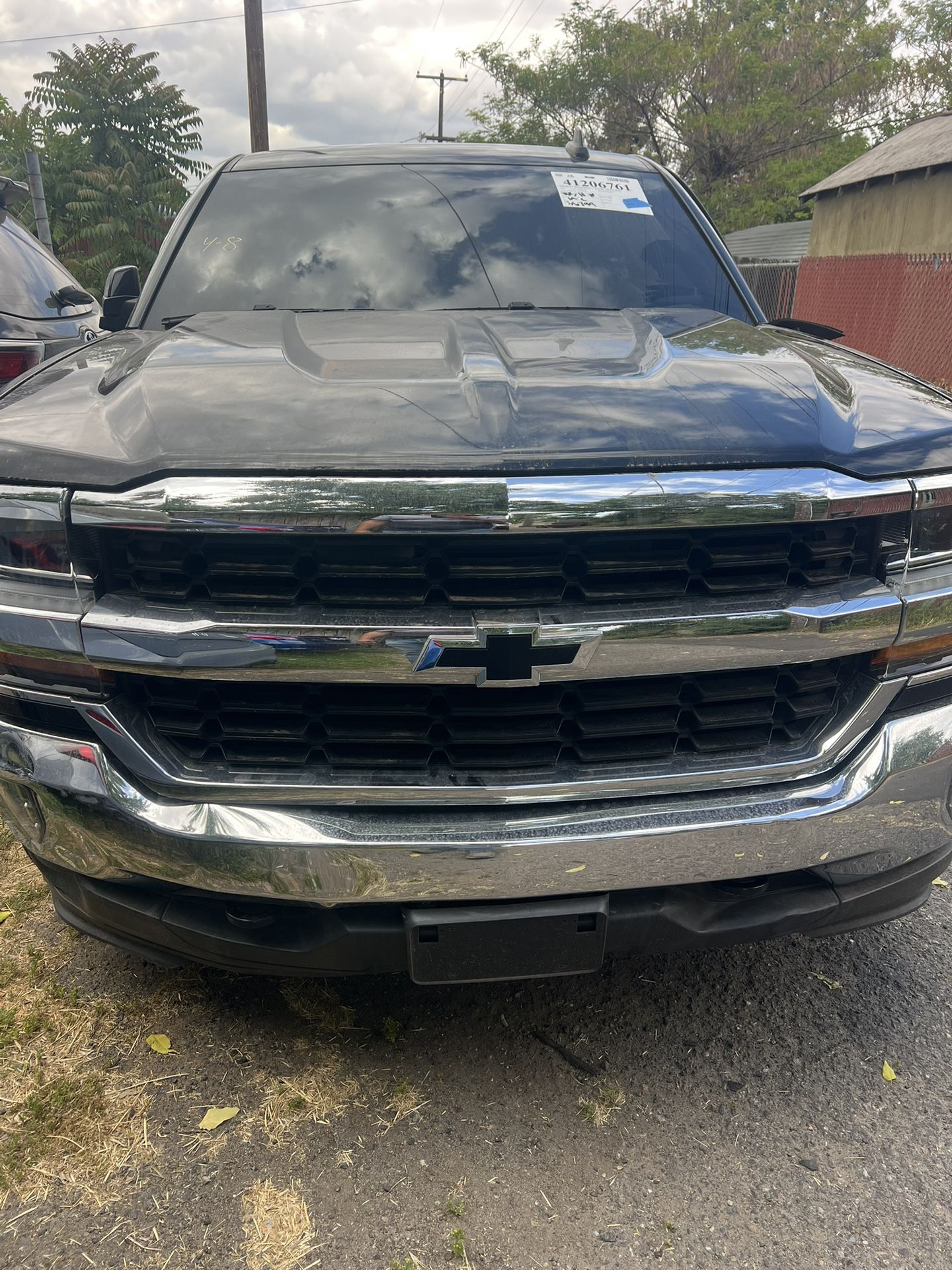 Front Grill Chevy Silverado 2017
