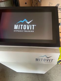 The MITOVIT hypoxic training track training, cycling, running, etc.