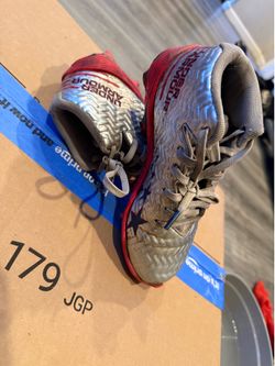 Football cleats