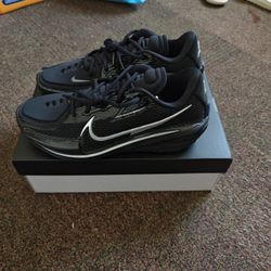 Nike Air Zoom GT Cut 1 Black Chrome Size 9.5 Brand New with Box