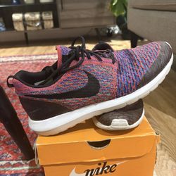 Nike Flyknit Roshe Shoe (Men) Size 9.5