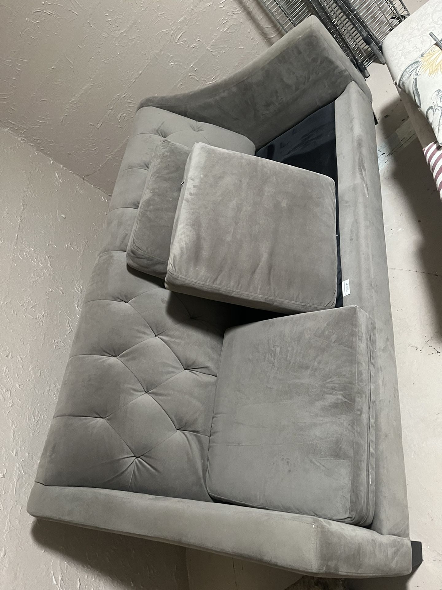 Martha Stewart Grey Couch Macys for Sale in Portland, OR OfferUp