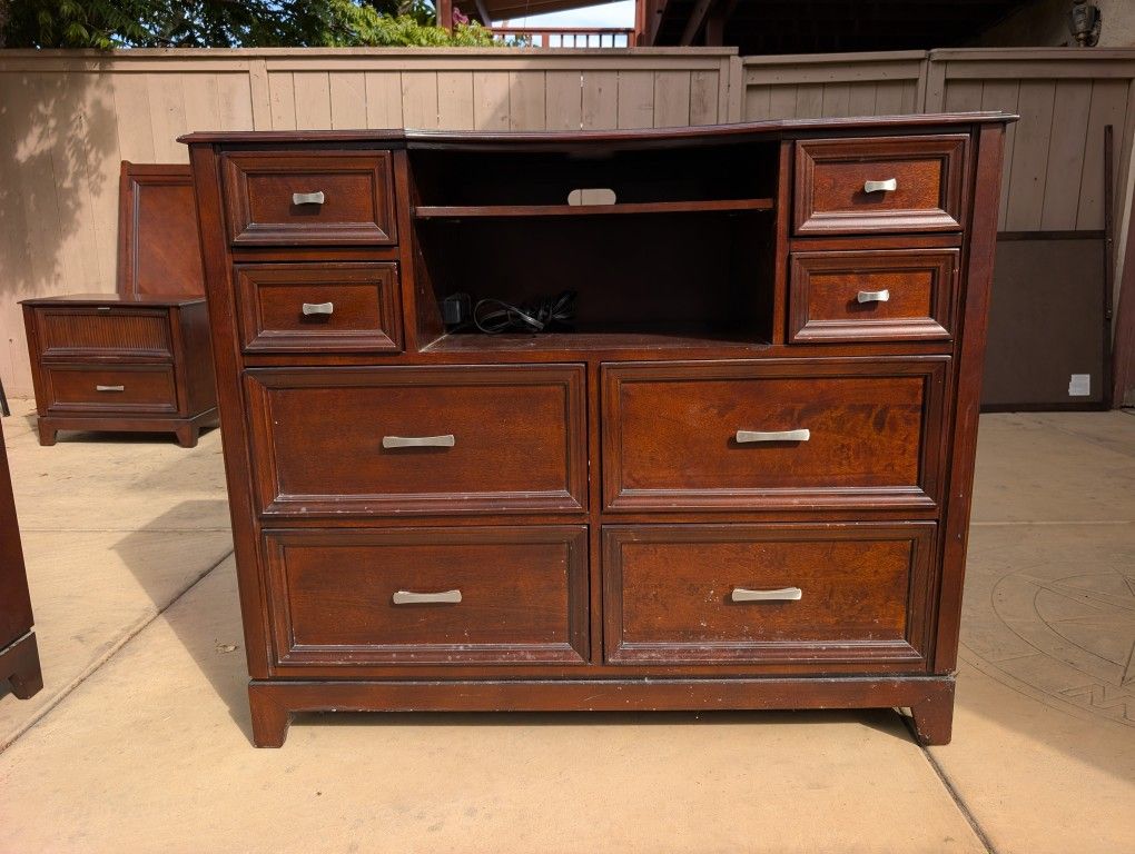 Solid Wood 9-Drawer Dresser w/ Media Shelf