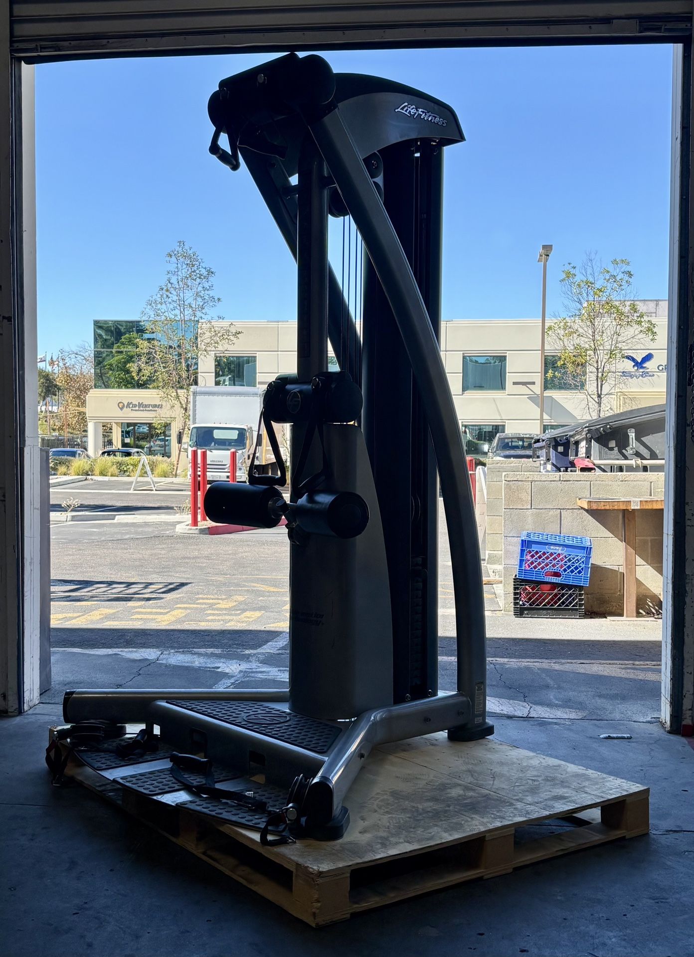 Life Fitness Fit 1.0 CM Multi-Gym (Bench Included!)