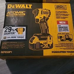 Dewalt DCF850P1 Impact Driver  Battery Charger Included 