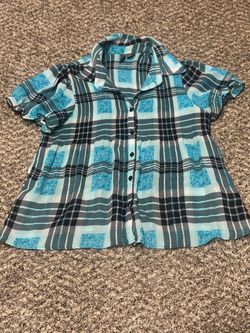 Women's Turquoise Plaid Button-Up Short Sleeve Top