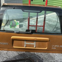 Volvo V70R Rear Hatch