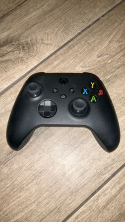 Black Xbox controller