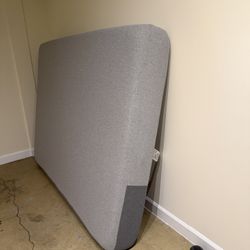 Almost New Casper Element Mattress