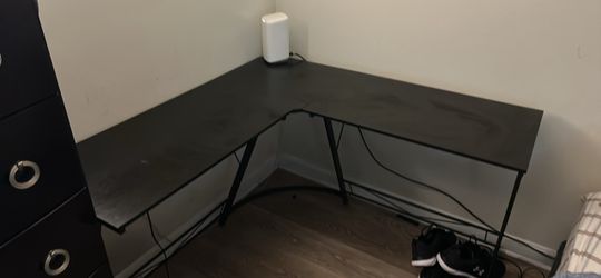 L shaped desk