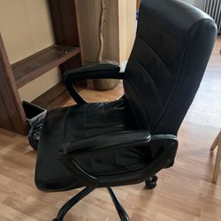  Black Office Chair 