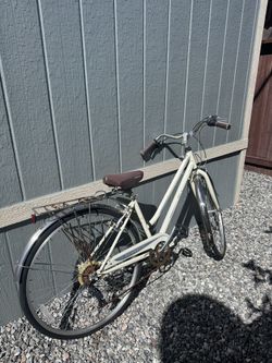 Schwinn Cruiser Bike