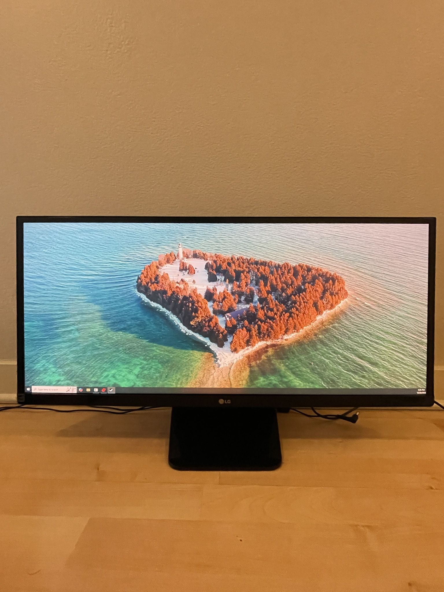 LG ULTRA WIDE MONITOR 29” 29UM67-P 