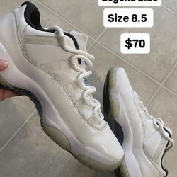 Jordan 11 low legend Blue size 8.5