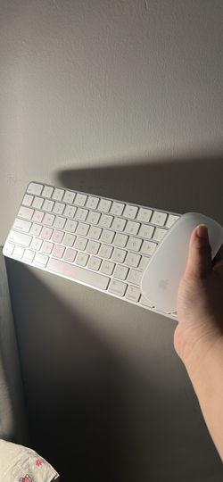 Apple Keyboard And Mouse 