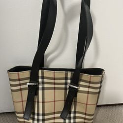 Burberry, 