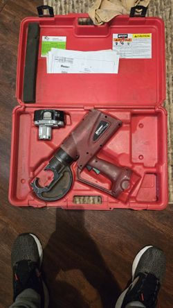 Burndy Crimper Pat750xt
