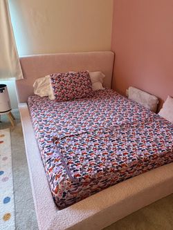 Queen Sized SoftFrame Bed