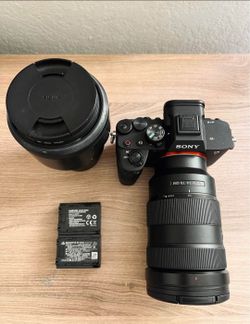 Sony A7 III with FE 24-70mm f/2.8 GM Lens Bundle