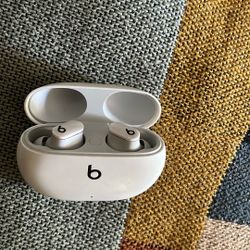 Beats Earbuds