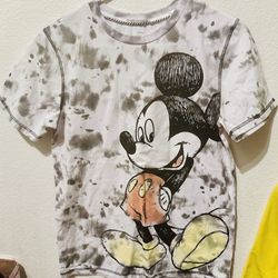 Mickey Mouse T-Shirt Size XL 