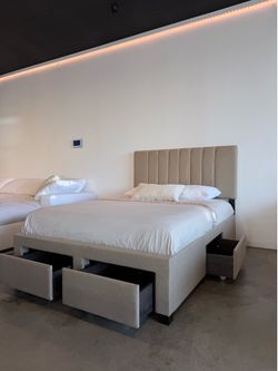 Storage Bed on Sale❗️– Upholstered Frame + Hidden Drawers/ FREE LOCAL DELIVERY 🚚