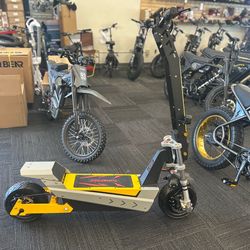 TOMOFREE L7 Dual/Single Motor E Scooter 6000W