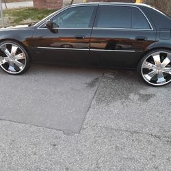 2010 CADILLAC DTS 