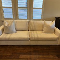 9’ Sofa 