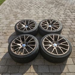 22" SRT WHEELS AND TIRES 
