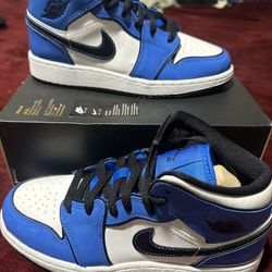 Air Jordans Mid 1 