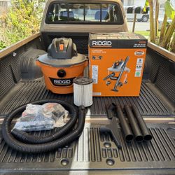 RIDGID 9 Gal. 4.25 Peak HP NXT Shop Vacuum Wet Dry Vac w/Filter, Hose & Attachments