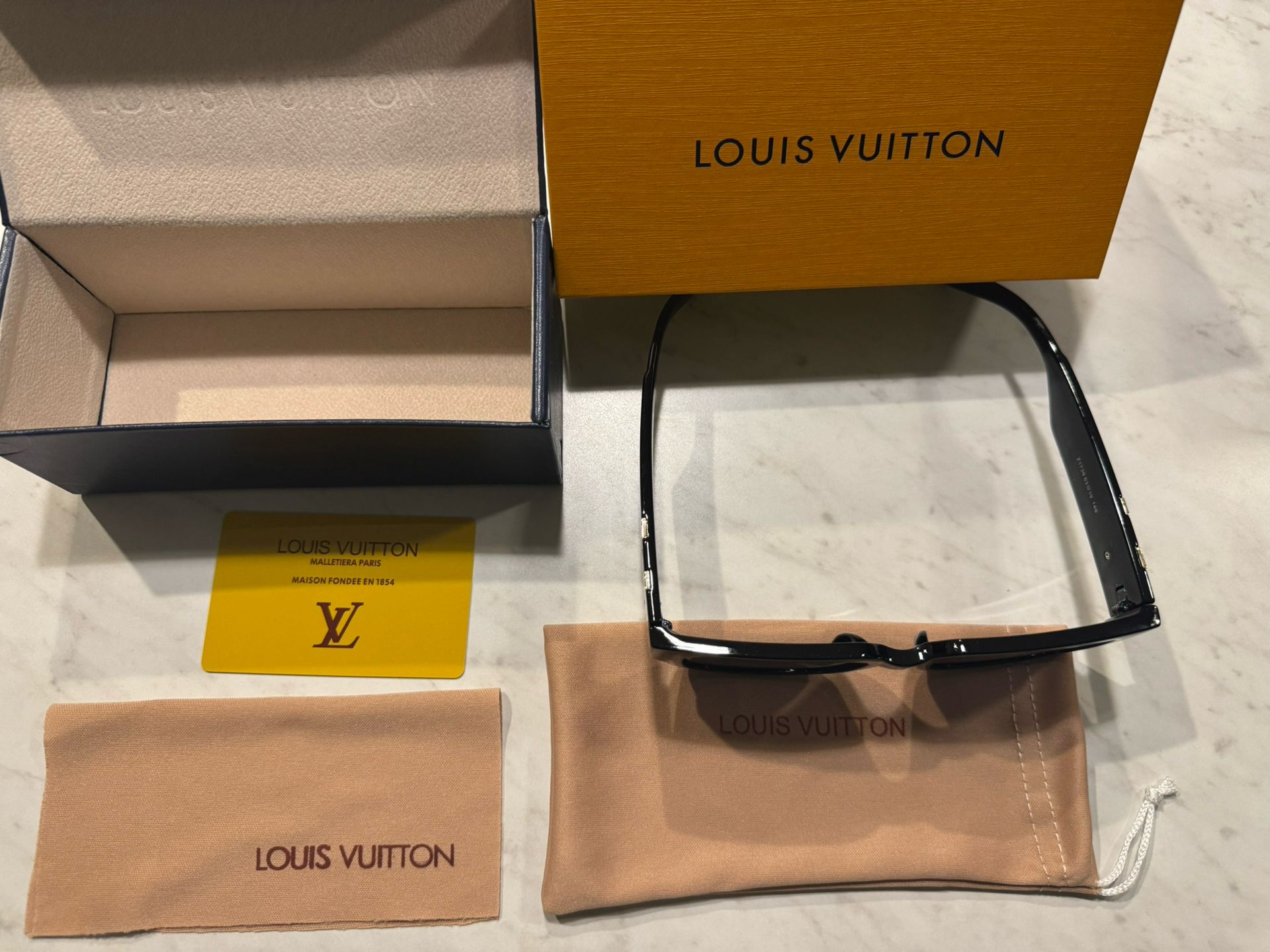 Louie Vuitton Black Squared Sunglasses