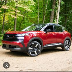 2025 Nissan Kicks Part Right front door