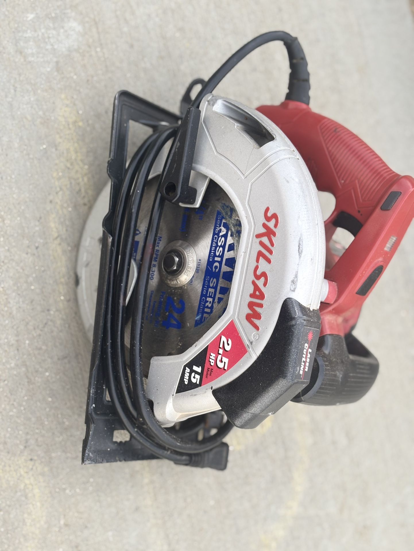 Electric Skill Saw 