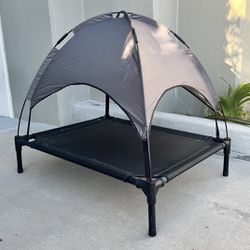 New In Box 30 X 25 X 30 Inch Tall Elevated Raised Off Ground Dog Pet Cat Bed With Removable Canopy Sun Shade Small to Medium Size Pets 