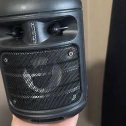 Speaker Lights Up Sound Okay 